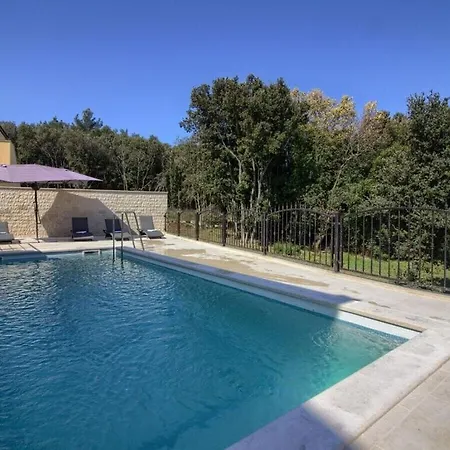 Aurora-marisol With Pool, 150 M Villa